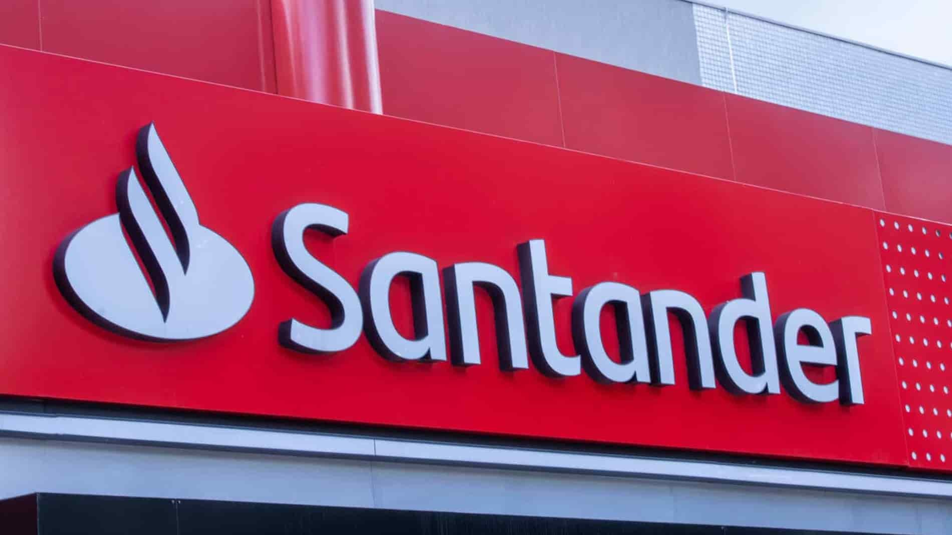 A man wins 6.5 million euros in the lottery and loses it all by investing it in toxic products from Banco Santander: he came to live as a squatter