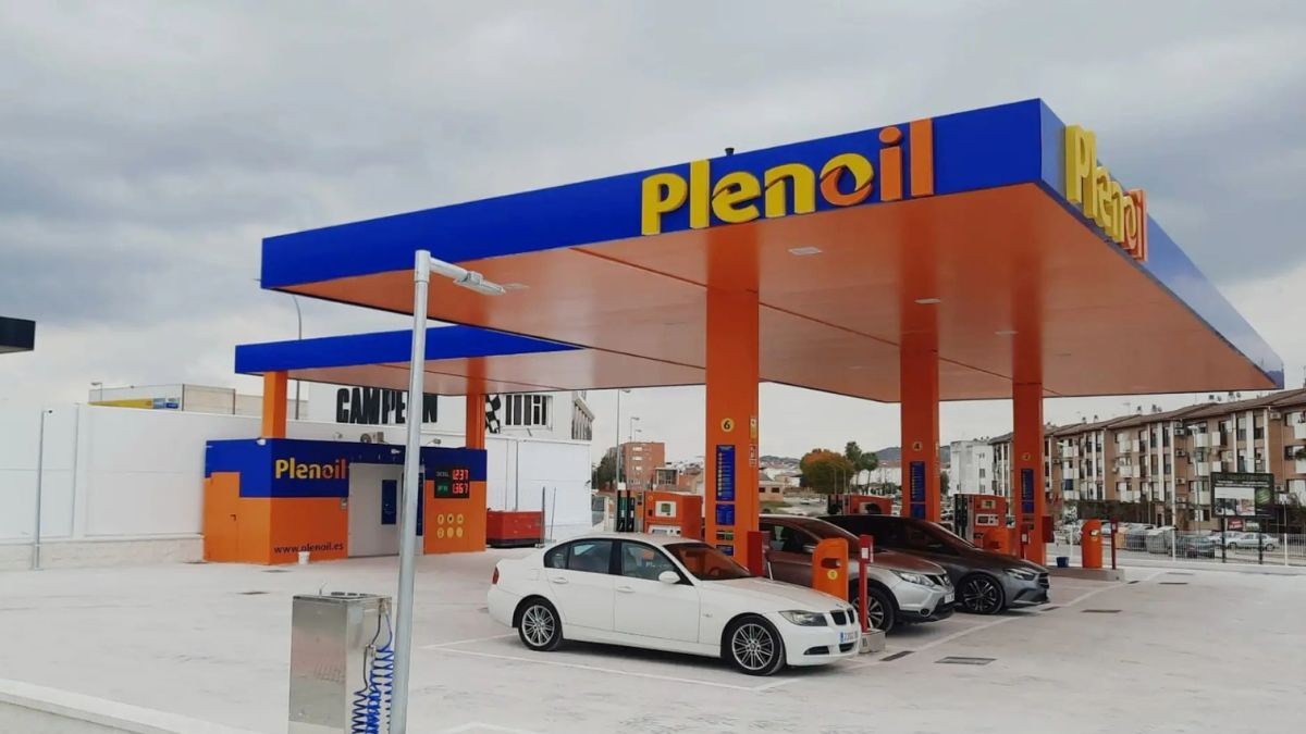 Goodbye to Plenoil in 2025: the 'low cost' gas station makes an important decision