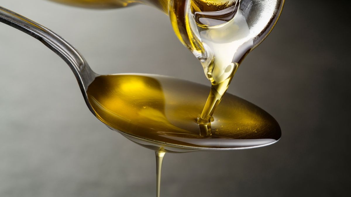 The Aesan orders that a known oil be removed for being contaminated and they ask that it not be consumed