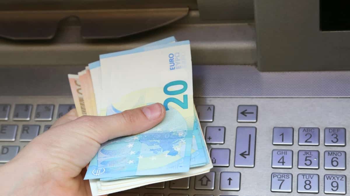 When unemployment is collected in January 2025: dates of the banks and the SEPE