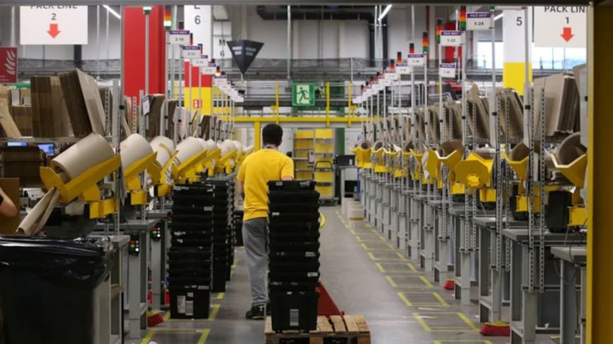 A Amazon employee with column problems achieves an absolute permanent disability pension of 1,683 euros despite the fact that social security denied it