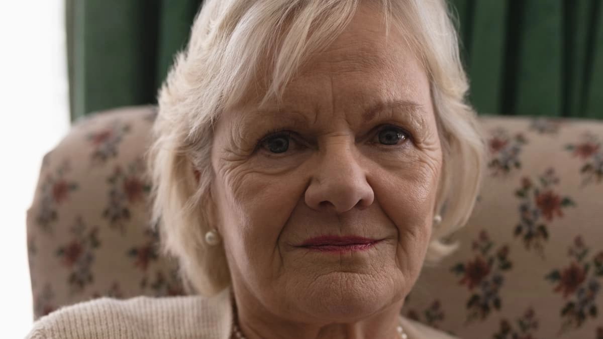 A woman gets the widow's pension despite the fact that her husband was left over and did not quote the minimum to social security