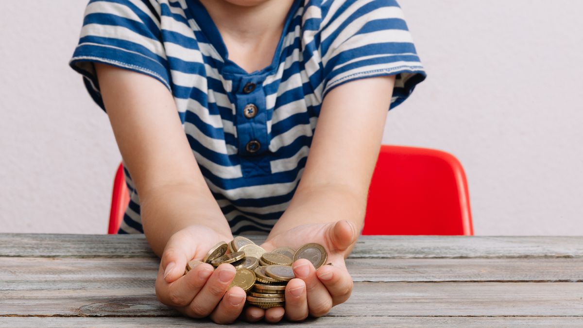 A mother takes rent to her 7 -year -old son to learn financial education: "I want to give my children a small advantage"