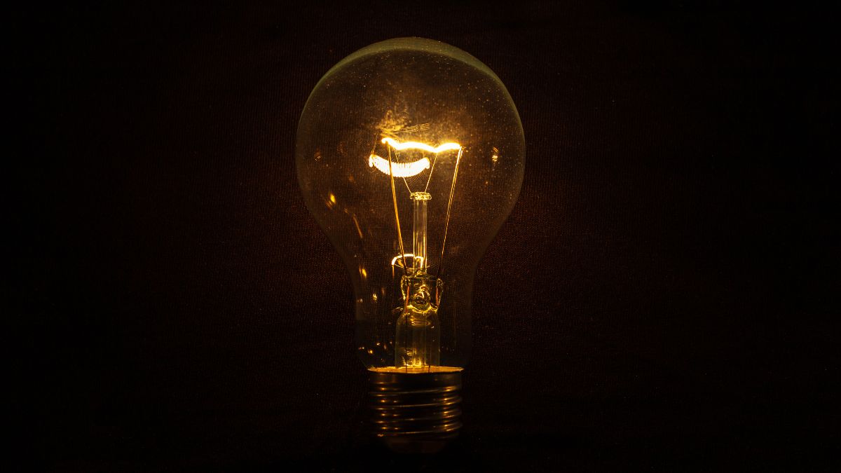 The price of light today Sunday, August 10, 2025: the cheapest hours and faces within the PVPC