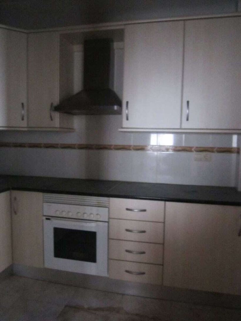 Housing Kitchen for Sale of CaixaBank