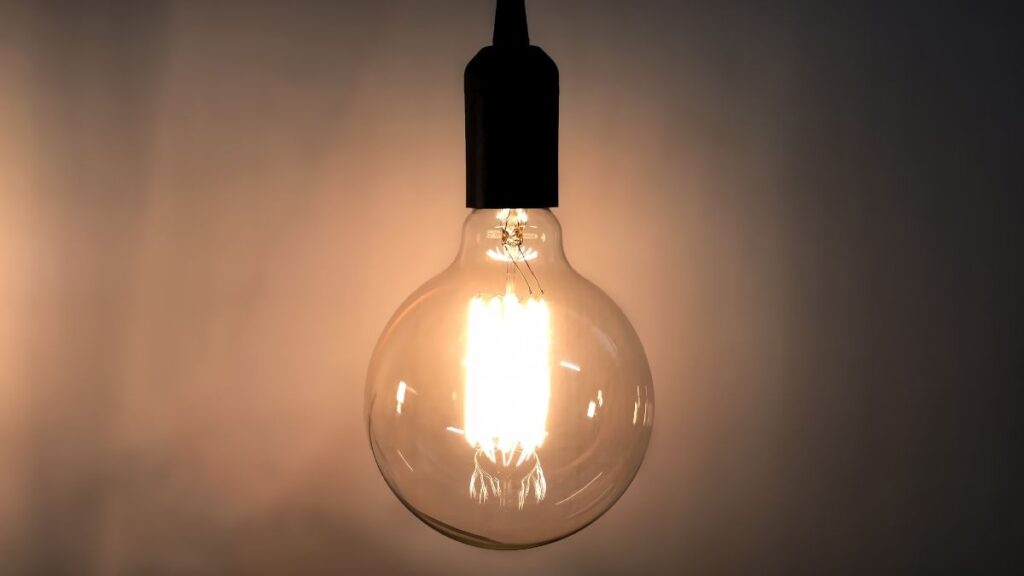 Light price today, August 15, 2025: The cheapest hours and faces within the PVPC