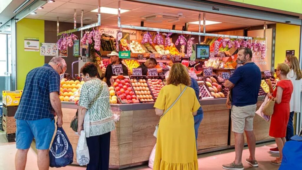 Use the fruit list list to flirt and end with a fine of 300 euros: "A WAPA and VAGANA girl who will be"