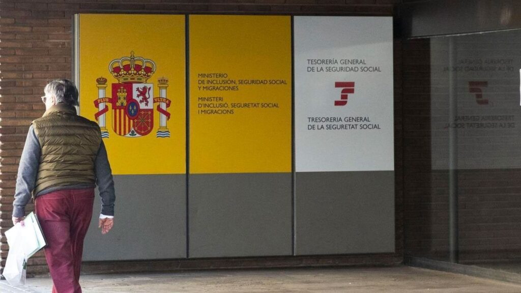 Social Security will remove the widow's pension and force to return the unduly charged to those who counter new marriage or become a de facto partner