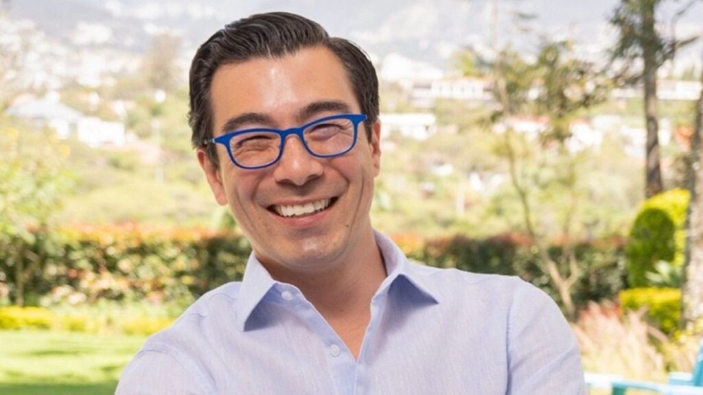 David Delisle's savings method, finance expert: "Your way of thinking about money will change"