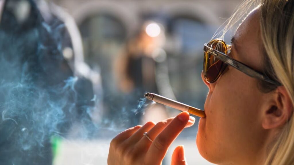 They warn from Brussels on the risky plan of Spain against tobacco: "They will have to modify the law or withdraw it"