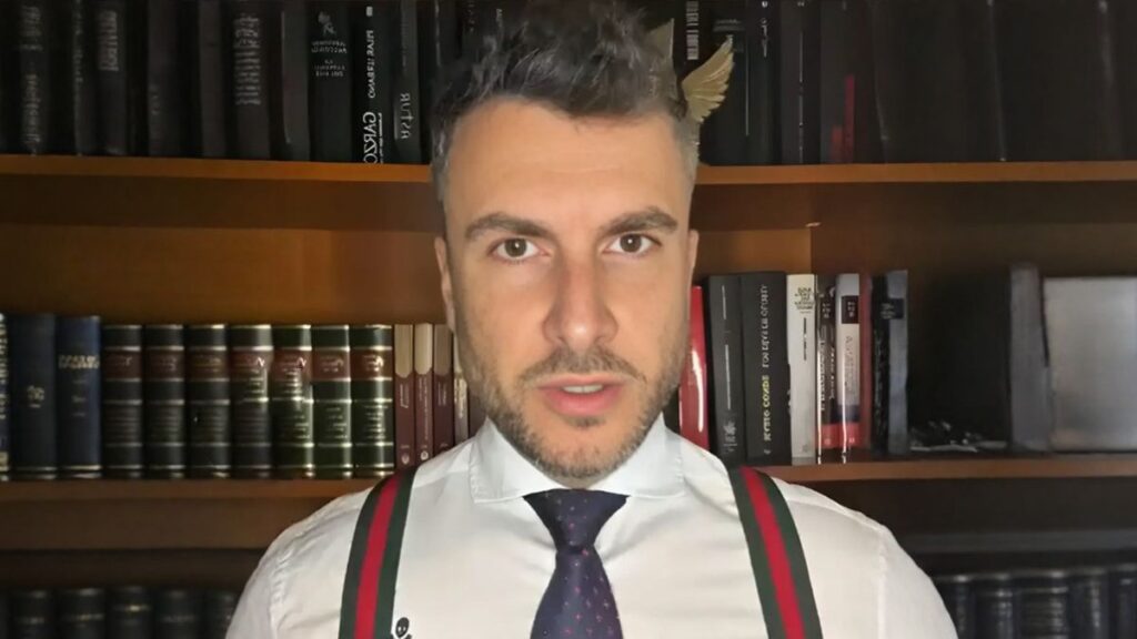 Pablo Ródenas, lawyer: "If you have an insurance linked to the mortgage and recognize you a permanent disability, you can cancel your debt to the bank"