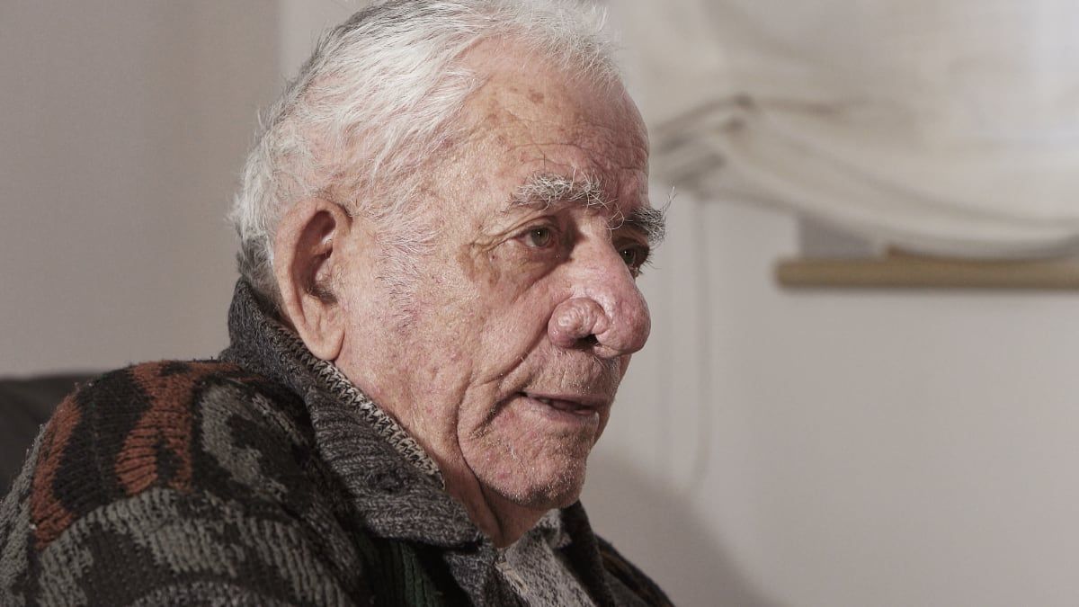 A worker manages to retire with a pension of 2,439.50 euros after the Social Security is denied for having a debt of 46,866.88 euros