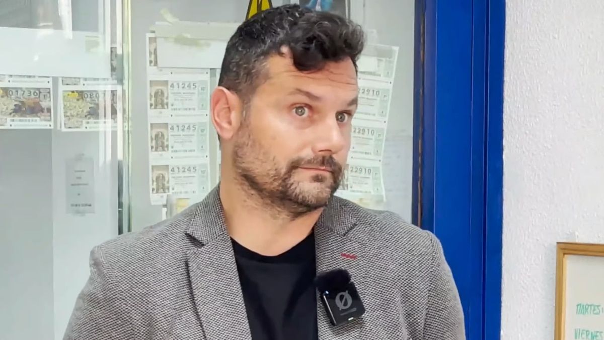 José Pastor, owner of a lottery administration: "Of each tenth of 20 euros we only won 90 cents, the rest is left by the State"