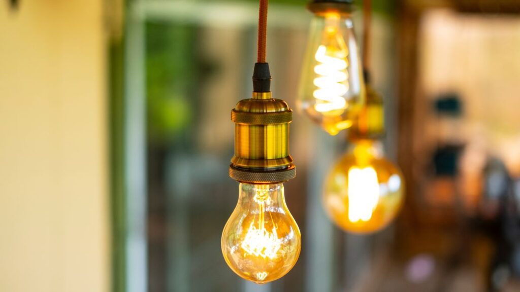 Price of the light today, September 7, 2025, for hours: the cheapest hours and faces within the PVPC