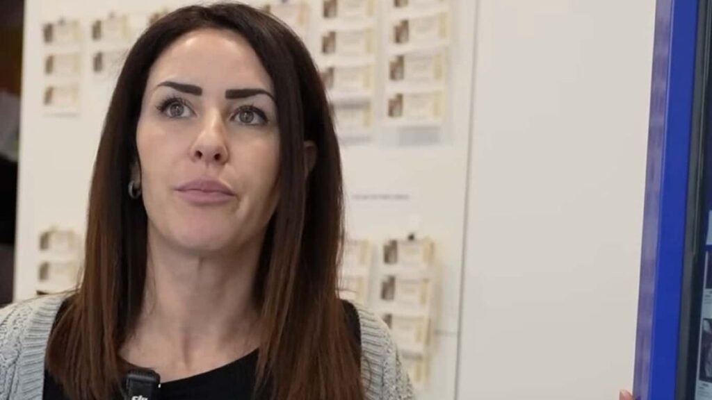 An owner of a lottery administration speaks clear about what he earns: "Of a tenth of Christmas lottery of 20 euros we only remain cents; we feel autonomous at the farm service"