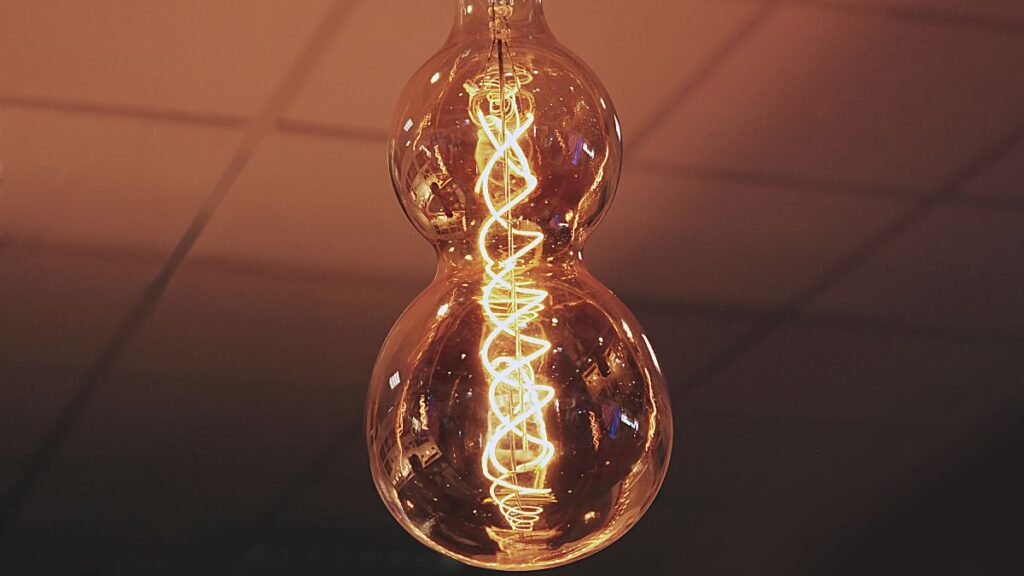 The price of light today Wednesday, September 17, 2025: the cheapest hours and faces within the PVPC