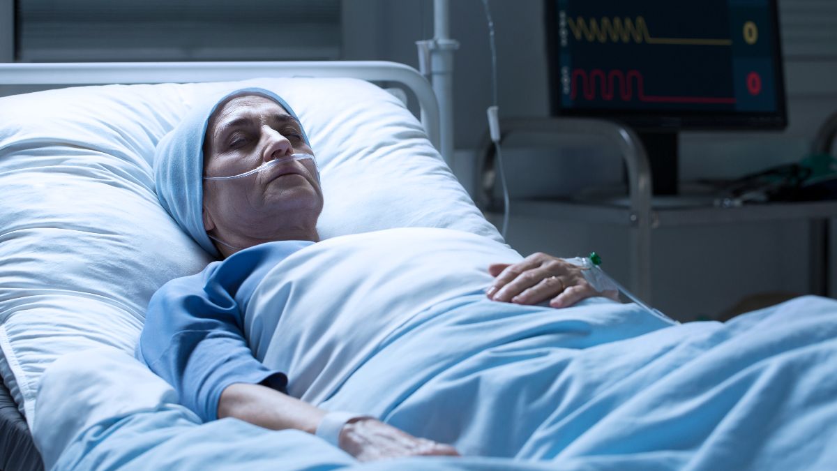 Social Security denies permanent disability to a teacher with cancer and fibromyalgia because "work capacity does not decrease" and justice orders to grant the absolute