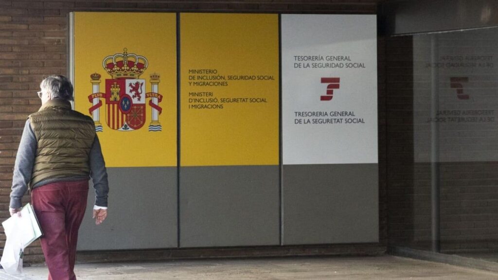 Social security will limit the pensions of all workers whose regulatory base exceeds the maximum pension, even if they are 40 years quoted