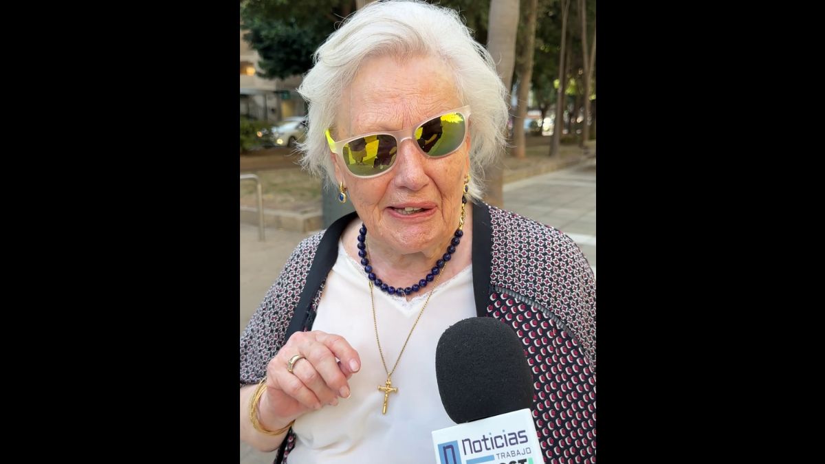 Ana, 87 years, retired: "I don't charge anything at all. My husband is the one who carries things and he does know what he charges. But for the pension, I or a cent"