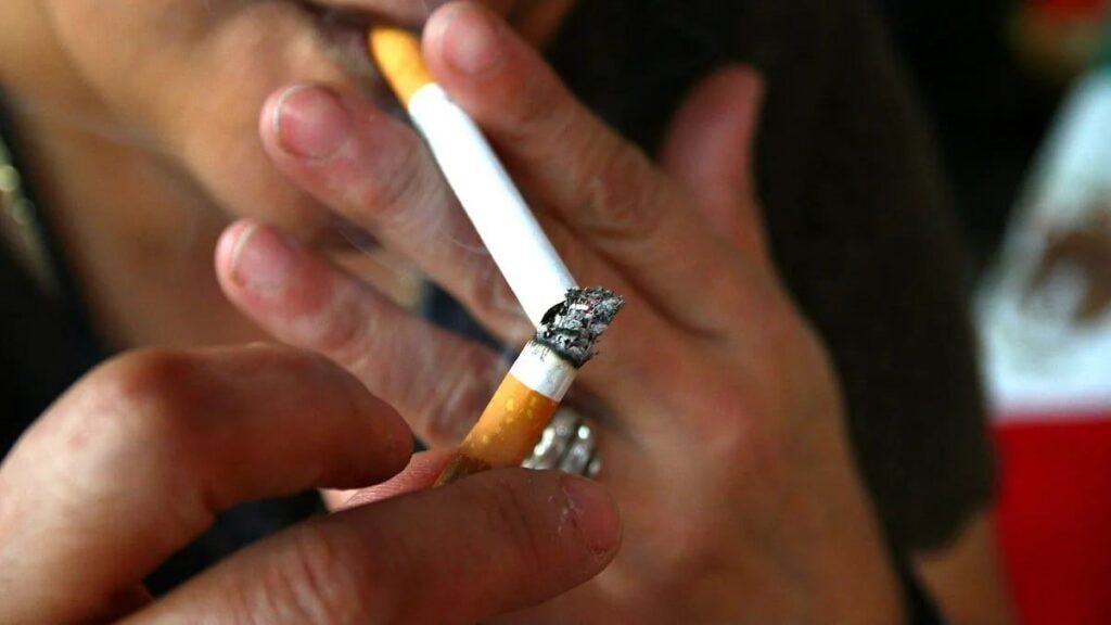 A survey by the Spanish Association of Consumers questions the new Anti -Tabaco Law: "71% fear that, if the alternatives are prohibited, it will return to the cigarette"