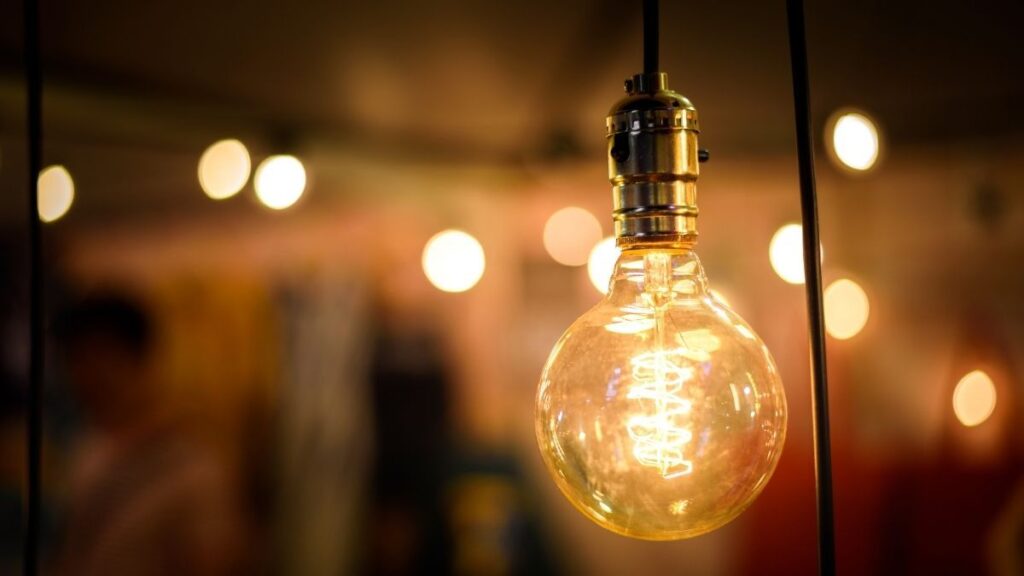 The price of light today Friday, October 3, 2025: the cheapest hours and faces within the PVPC