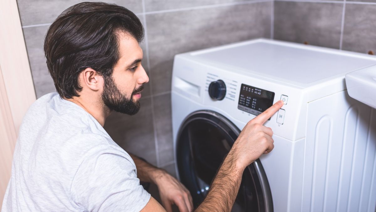 The price of electricity today, Friday, October 24, 2025: the cheapest and most expensive hours within the PVPC