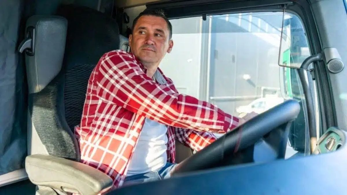 I have been working as a truck driver for 40 years and this is what I receive for my retirement: “every kilometer counts to determine the amount of the pension”