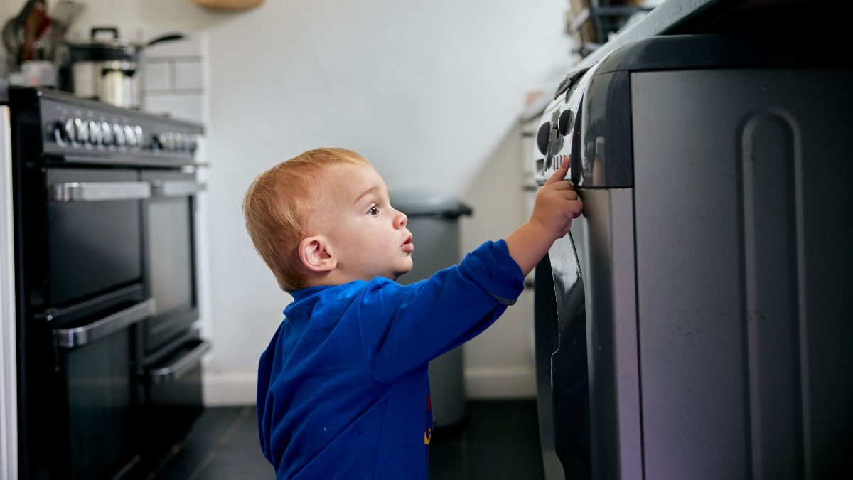 The price of electricity tomorrow, Tuesday, October 28, hourly: when is it cheaper and more expensive in the wholesale market