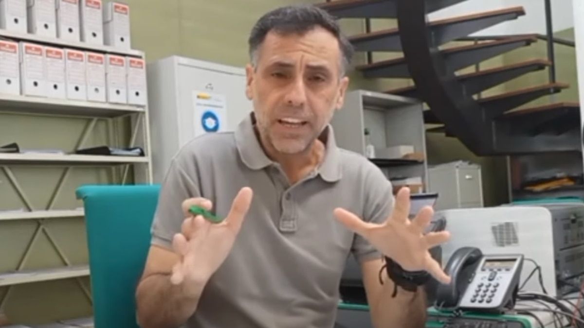 A Social Security officer warns workers who want to ask for early retirement: "Do not lose money"