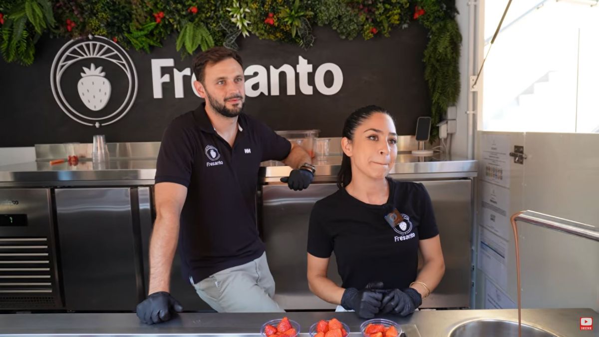Cristina and Joan, owners of a food truck, explain how much they earn from this business: "At a good festival you can earn up to 8,000 euros in a weekend"