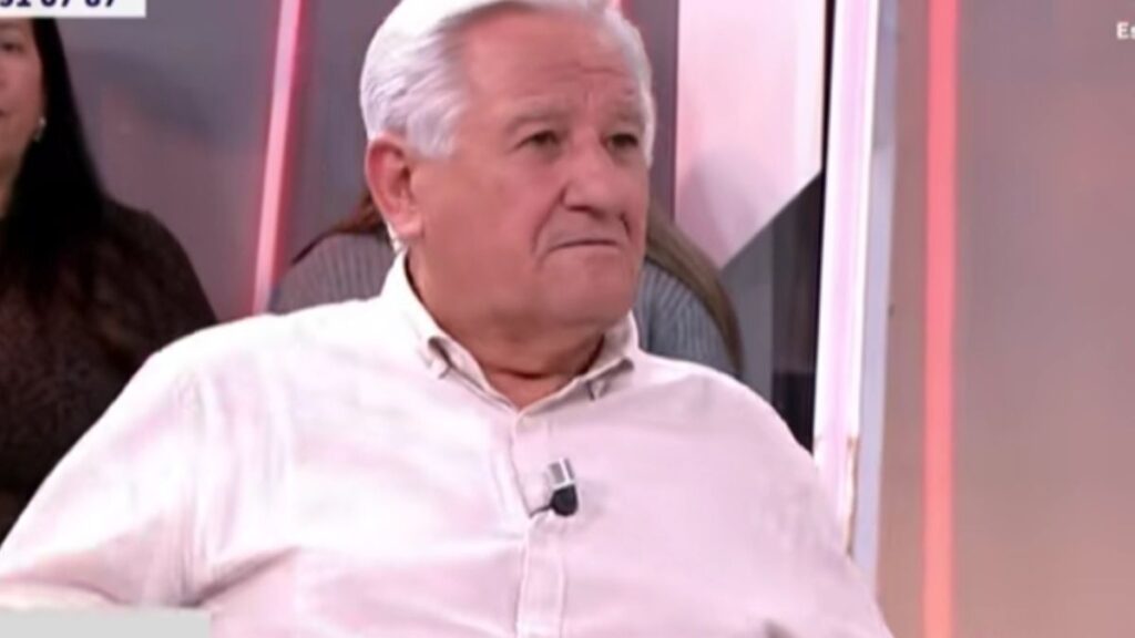 Curro Cordero, retired with 43 years quoted: "My pension is 600 euros higher than the payroll of my daughters and they are paying a mortgage"