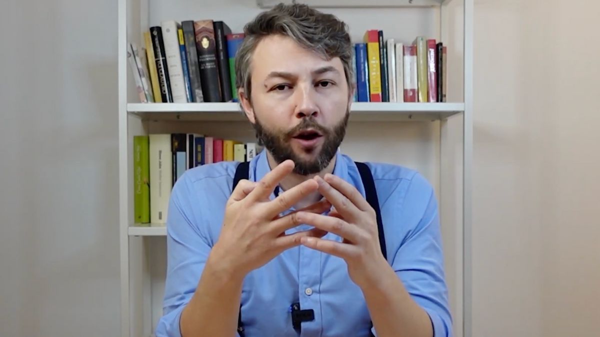 Alberto Sánchez, expert rental lawyer: “There is not a single day that I do not see a housing rental contract with void clauses”