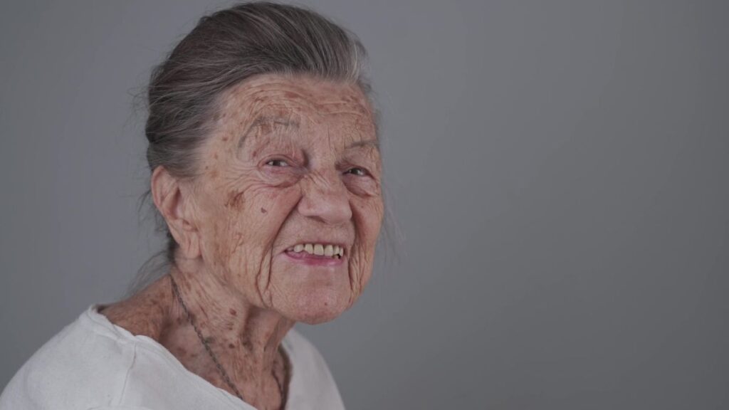 Betty (104 years old), retired as a forest ranger at age 100: “my life began when I discovered who I was”