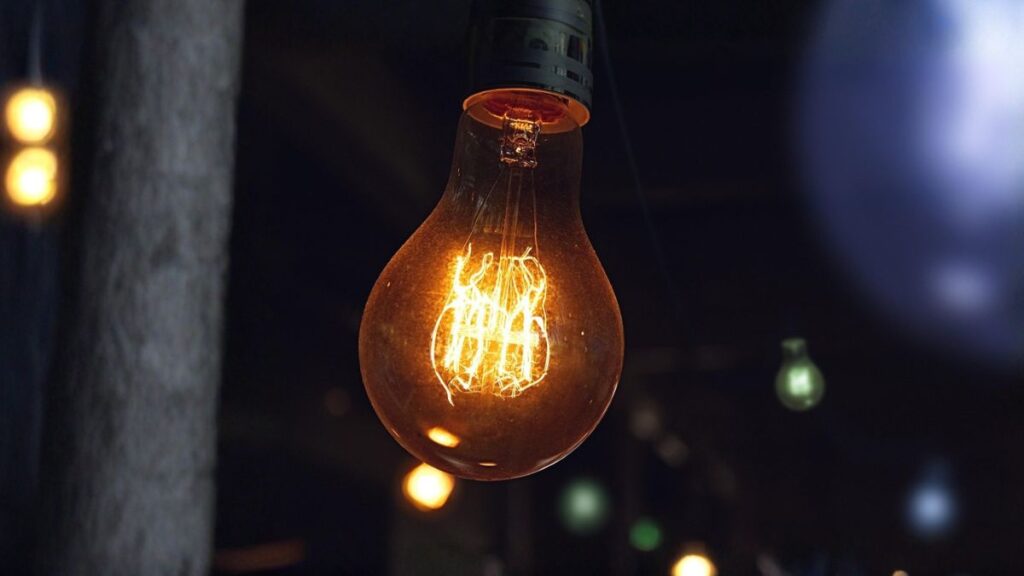 Price of electricity Monday, November 17, 2025: the cheapest and most expensive hours within the PVPC