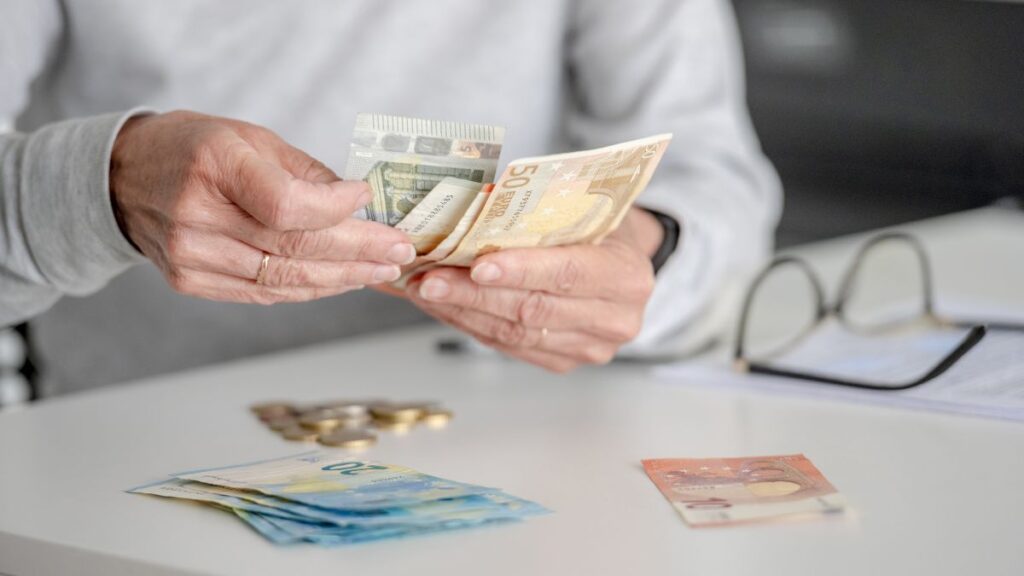 A woman obtains compensation of 18,900 euros from her ex-husband for dedicating herself to the home during the marriage: confirmed by justice