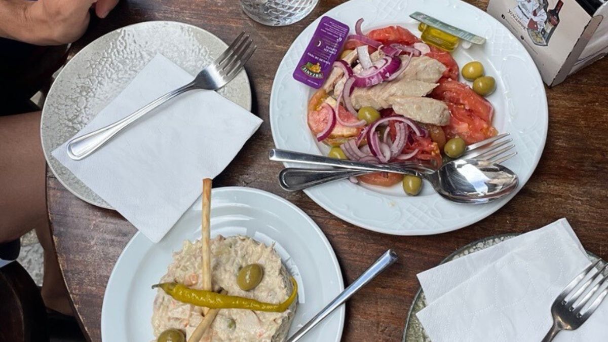 The menu of the day becomes more expensive in Spain: the cheapest is served in the Canary Islands and the most expensive in the Balearic Islands, which costs up to 16 euros on average