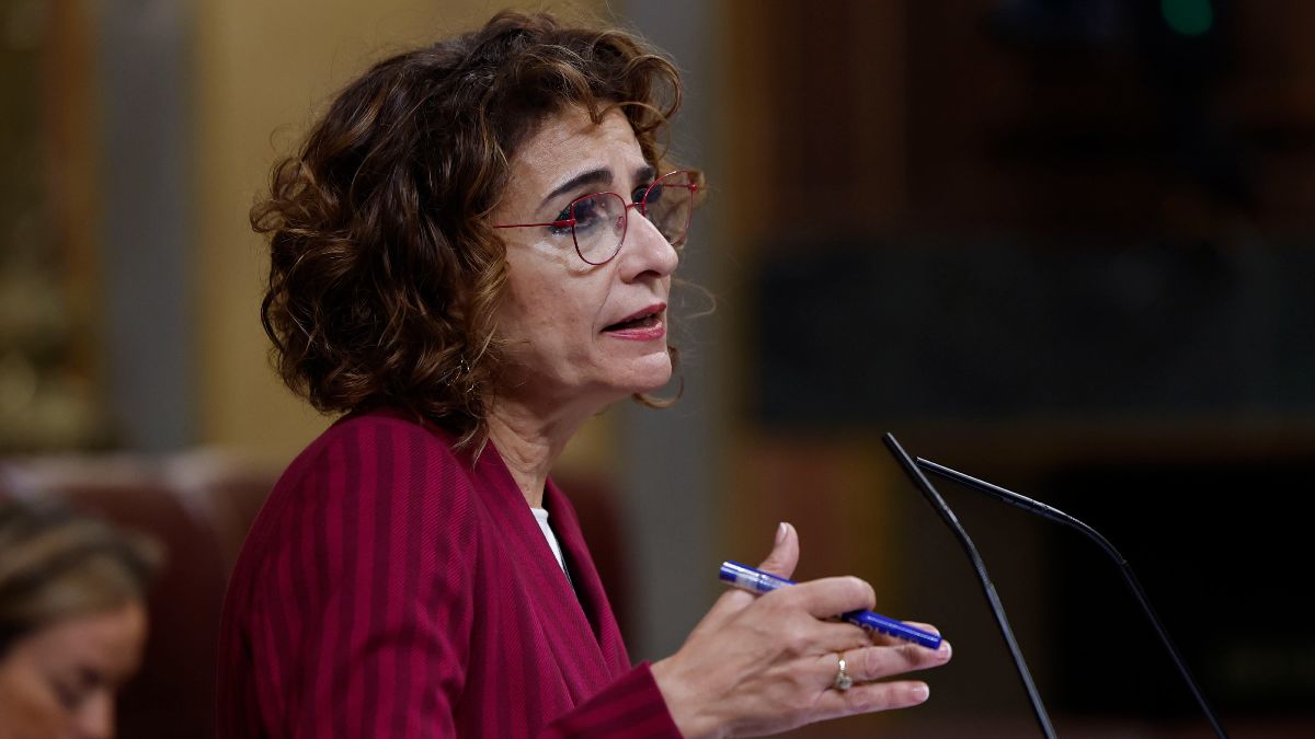 Congress knocks down the deficit path and forces the Government to take it to a second round