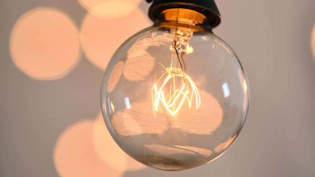 The price of electricity today, Monday, February 23, 2026: the cheapest and most expensive hours within the PVPC