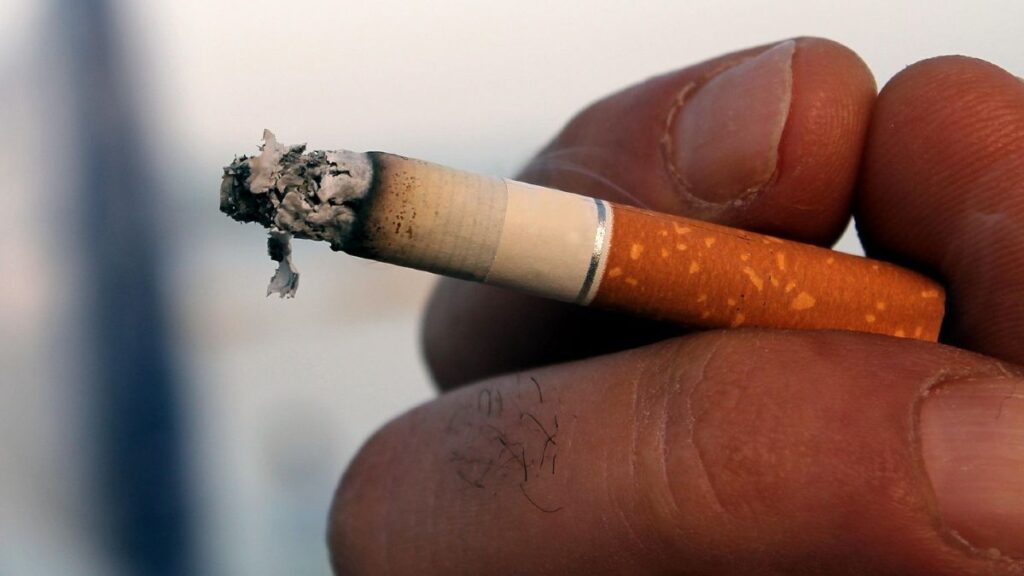 Europe tries to copy the country with the most expensive tobacco in the world and now suffers the opposite effect: shootings, extortions and arson