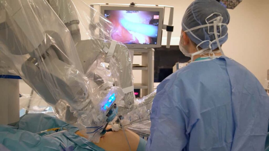 He undergoes prostate surgery without informing him of the risks and suffers permanent consequences with "impotence" and they condemn urologists to pay 25,000 euros