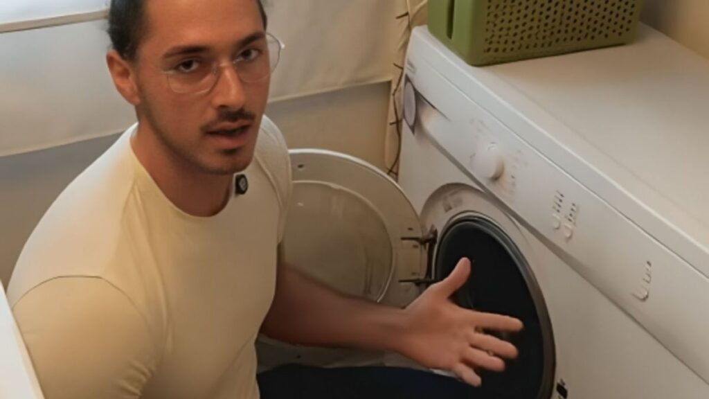 Nil(25 years old), energy expert: "The worst time to put on the washing machine is the one used by all of Spain and that is when you lose the most money"