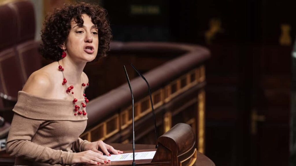 Sumar asks to extend early retirement so that they receive 100% of the pension without cuts to cabin crew as well as pilots