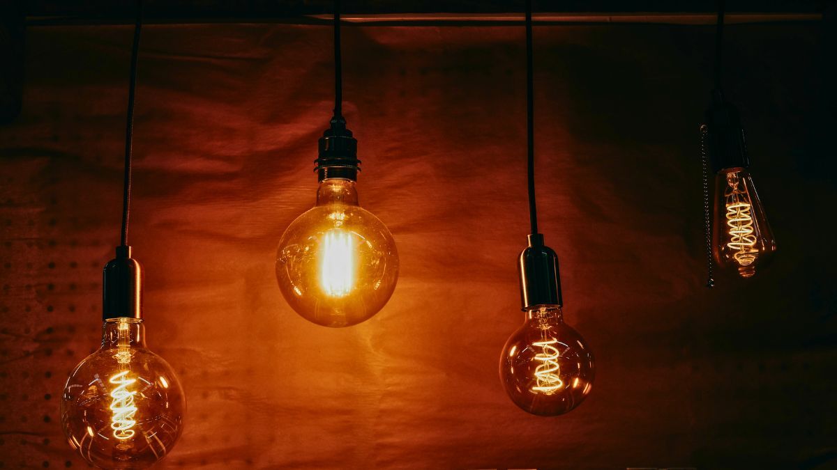 The price of electricity tomorrow, Saturday, February 28, by hour: when is it cheapest and most expensive on the day