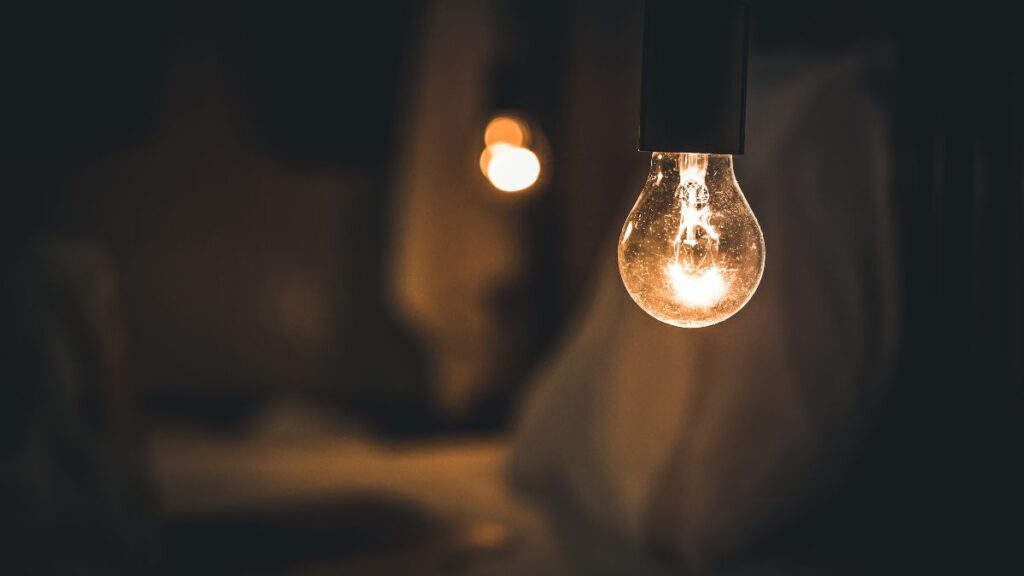 The price of electricity today, Wednesday, March 4, 2026: the cheapest and most expensive hours within the PVPC