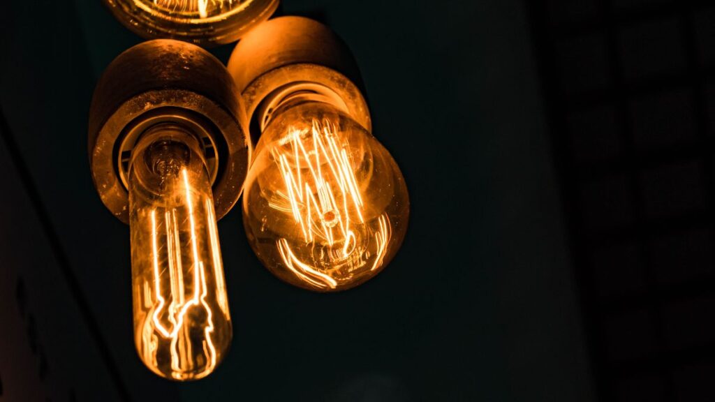 The price of electricity today Tuesday, March 3, 2026: the cheapest and most expensive hours within the PVPC