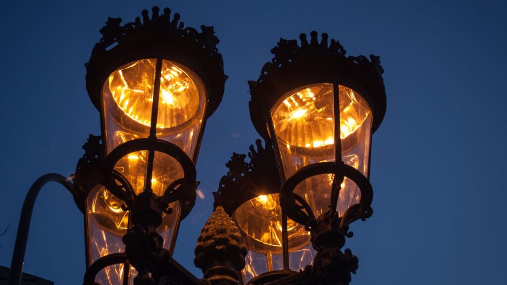 The price of electricity for Thursday, March 12, by hour: when it is cheapest and most expensive on the day