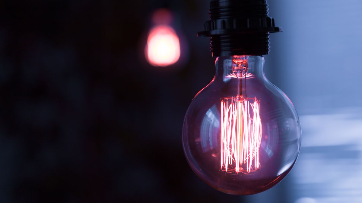 The price of electricity today, Sunday, March 15, 2026: the cheapest and most expensive hours within the PVPC