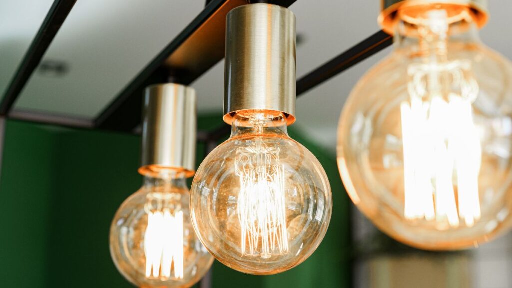 The price of electricity today, Sunday, March 22, 2026: the cheapest and most expensive hours within the PVPC