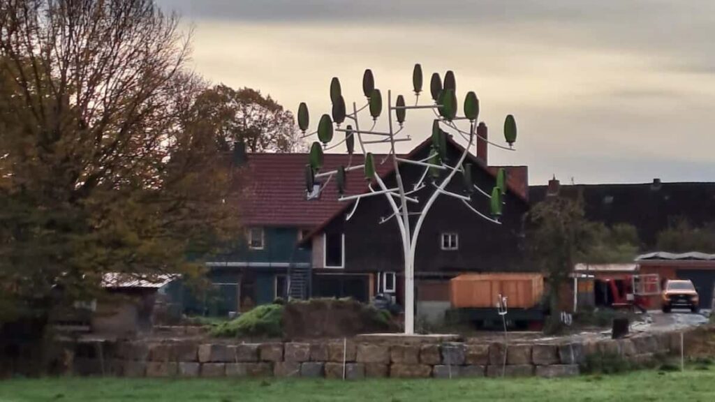 A German installs a “wind tree” with 36 turbines in his garden to self-supply his house, office, electric car and pay zero euros on the electricity bill