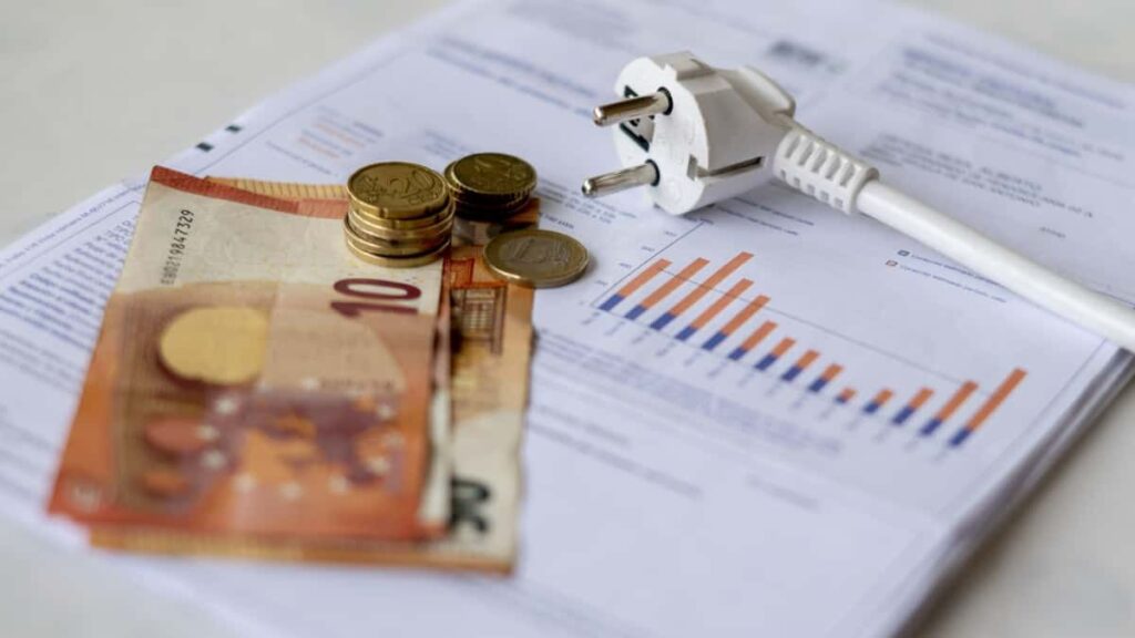 The price of electricity Sunday, March 29, 2026, by hour: when is it cheapest and most expensive during the day in the wholesale market
